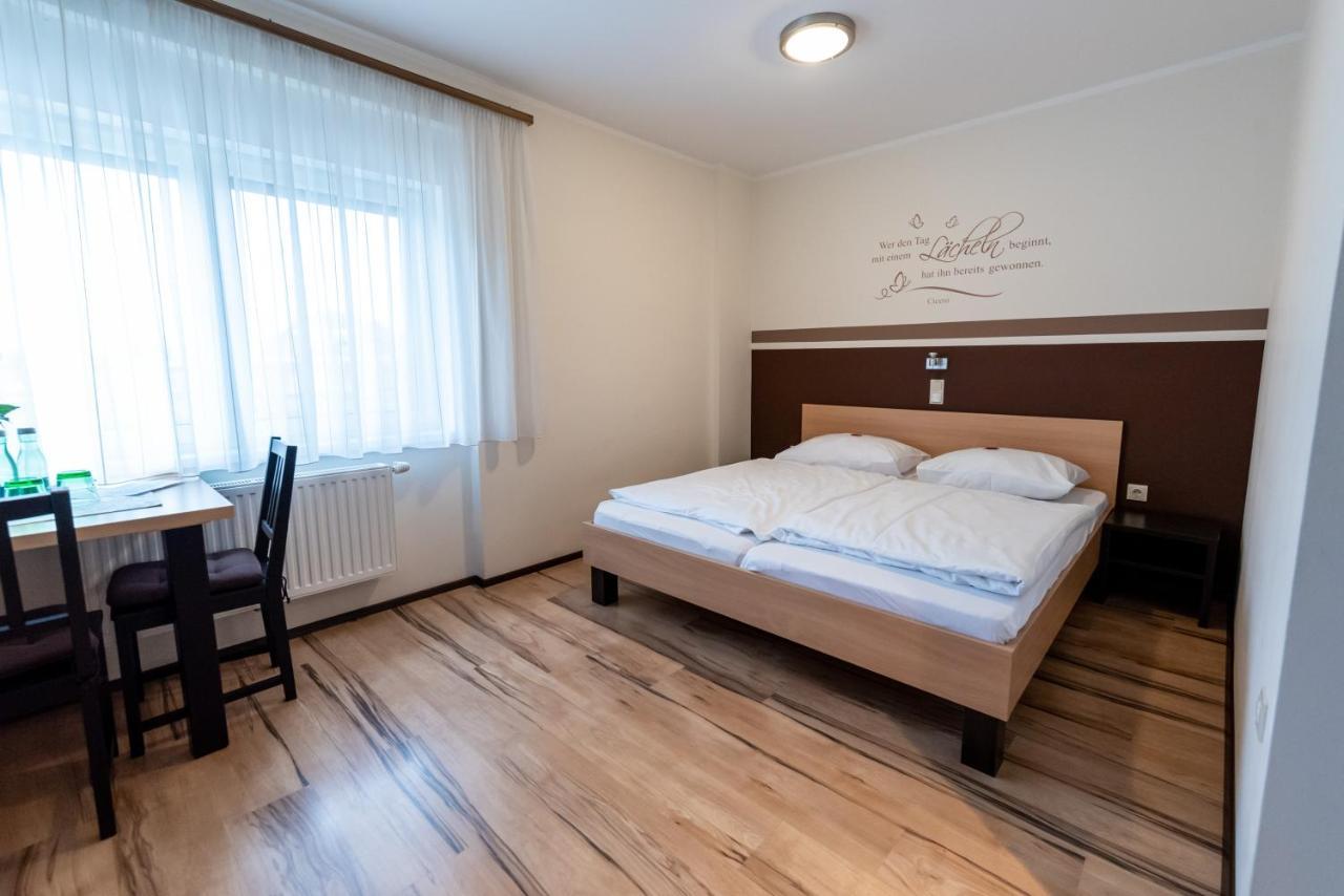 Gaestehaus Moser Mönchhof Екстериор снимка